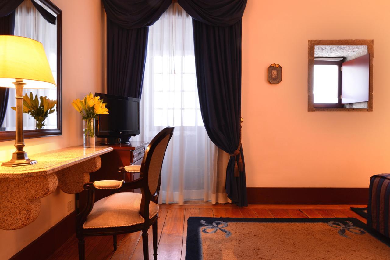 Pousada Mosteiro De Guimarães Szoba fotó A room at the hotel